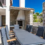 Amazing Sea Views House Apartment *