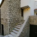 Amazing Sea Views House Apartment